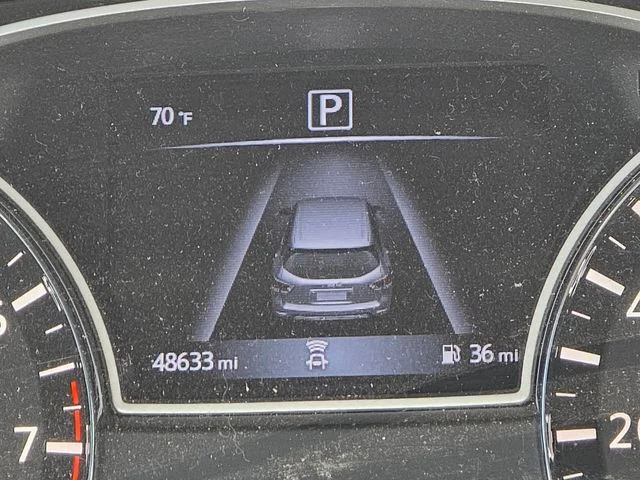Used 2020 Gray Nissan S image 19