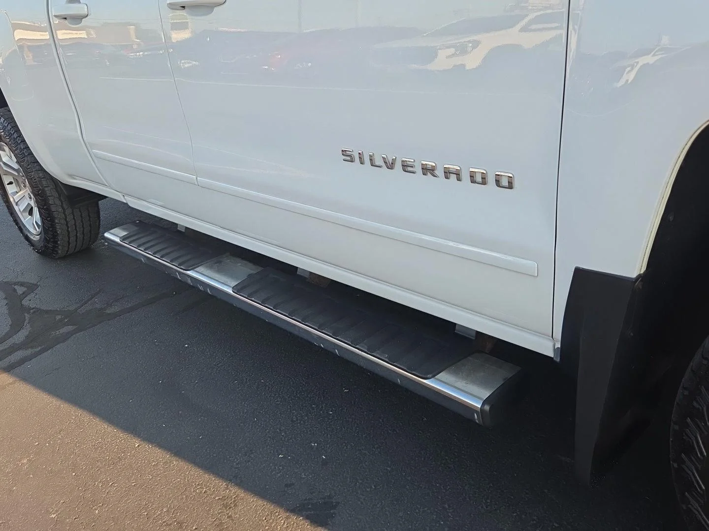Used 2015 SUMMIT WHITE Chevrolet LT image 13