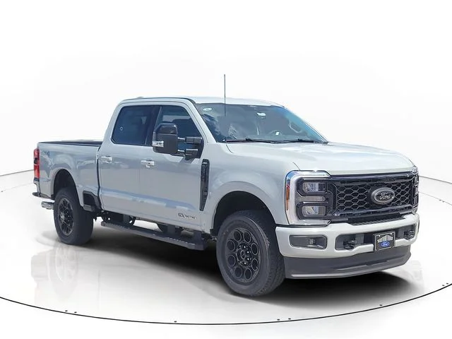 New 2026 Avalanche Ford Lariat image 3