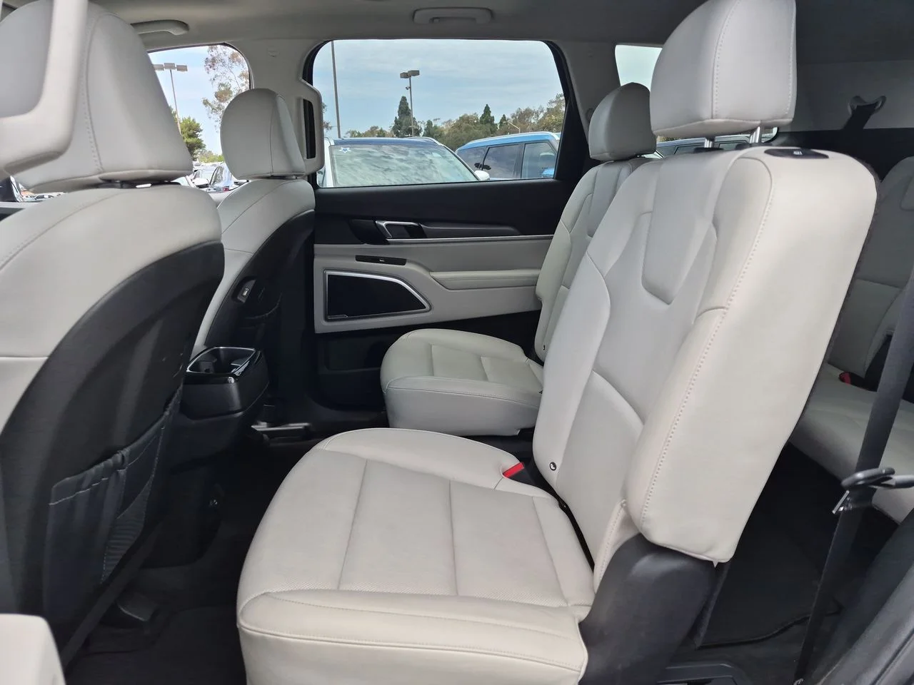 Certified Used 2022 Gravity Gray Kia S image 26