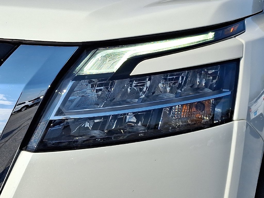 2023 Nissan Pathfinder Platinum - Photo 10