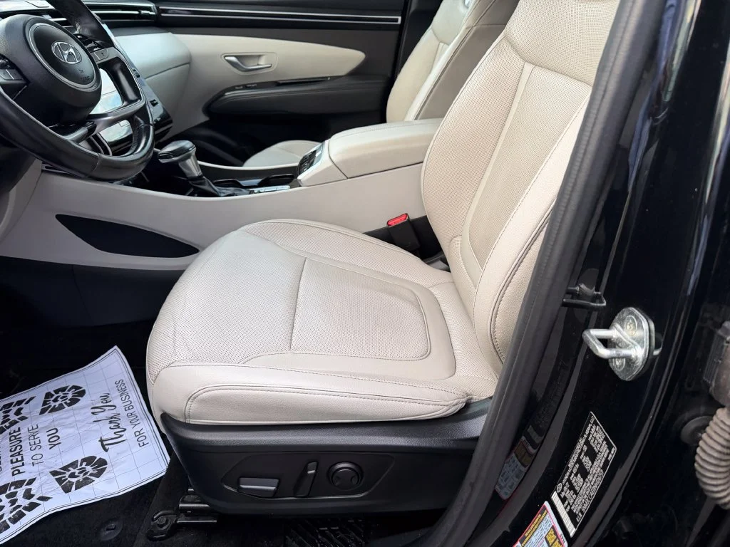 Used 2022 Black Hyundai SEL image 11