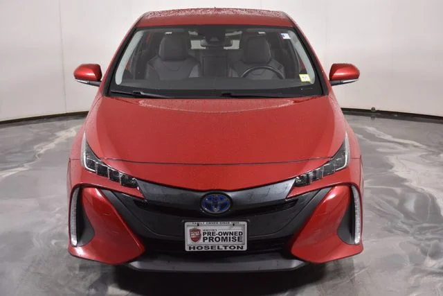 Used 2021 Red Toyota XLE image 12