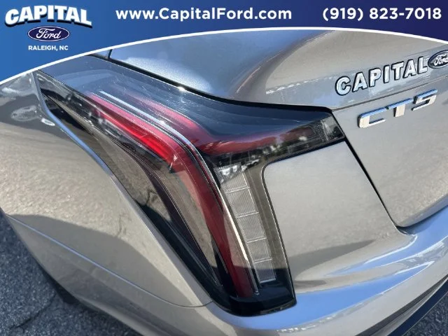Used 2025 Silver Cadillac V-Series image 15