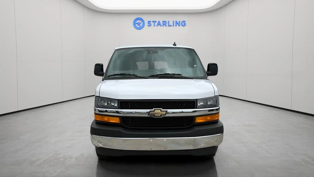 Used 2025 Summit White Chevrolet 1LT image 15