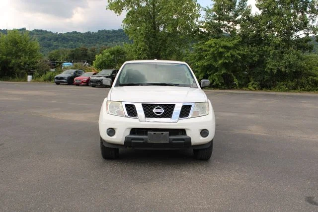 Used 2015 Nissan Frontier SV with VIN 1N6AD0EV3FN745234 for sale in Glen Dale, WV