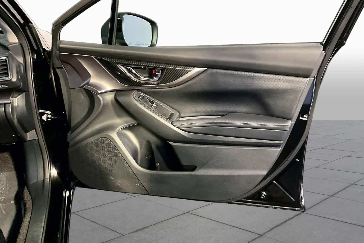 Used 2019 Crystal Black Silica Subaru Limited image 23