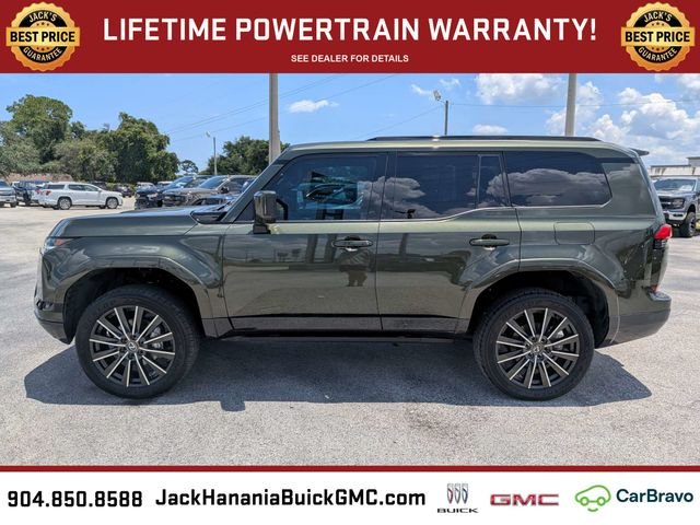 Used 2024 Green Lexus 550 Luxury+ image 6