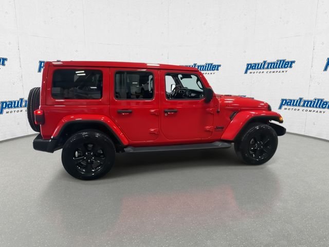 Certified Used 2021 Firecracker Red Clearcoat Jeep Unlimited Sahara Altitude image 4
