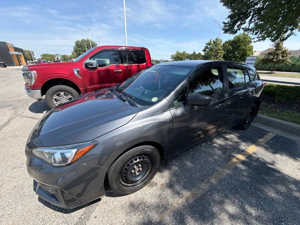 Used 2018 Gray Subaru 2.0i image 1