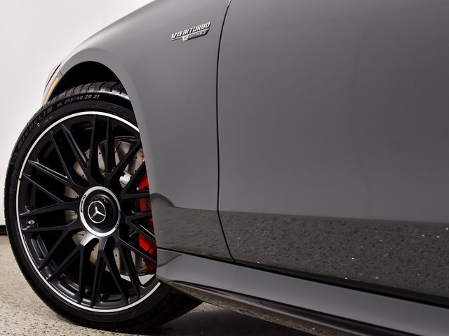 New 2026 MANUFAKTUR Silicon Grey Mercedes-Benz S 63 E AMG® image 74