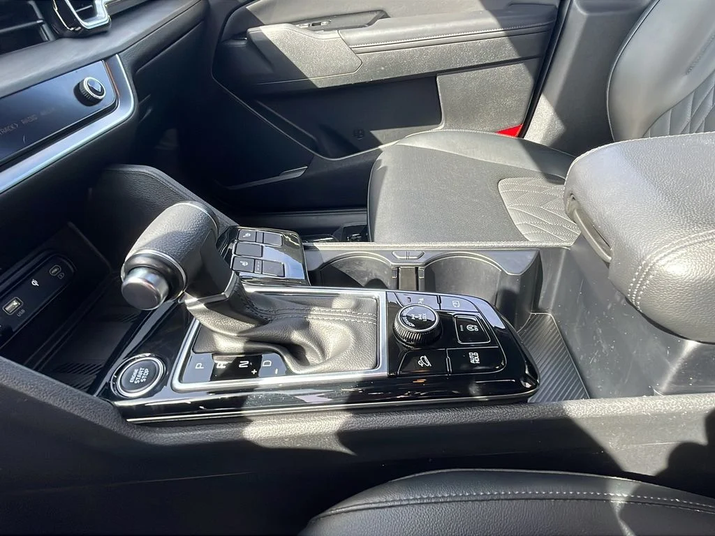 Used 2024 Gray Kia X-Line image 22