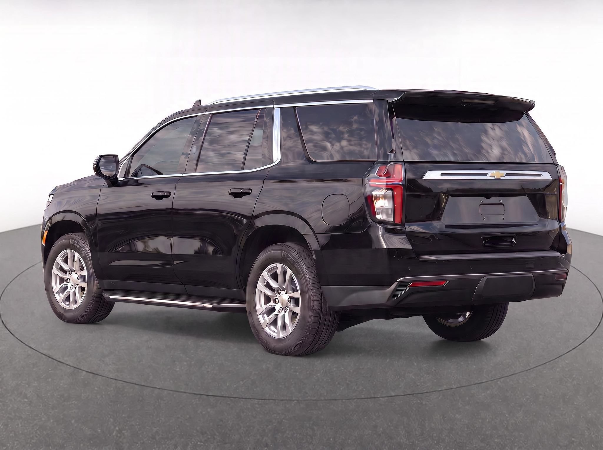 Used 2023 BLACK Chevrolet LS image 3