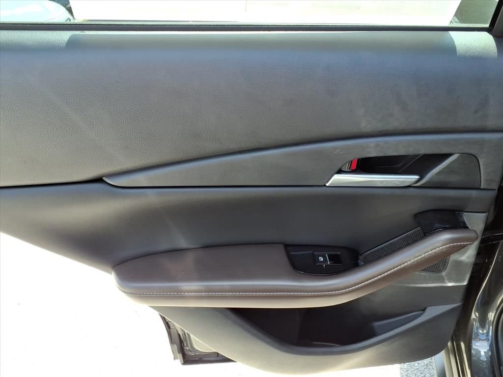 2025 Mazda CX-30 Premium - Photo 14