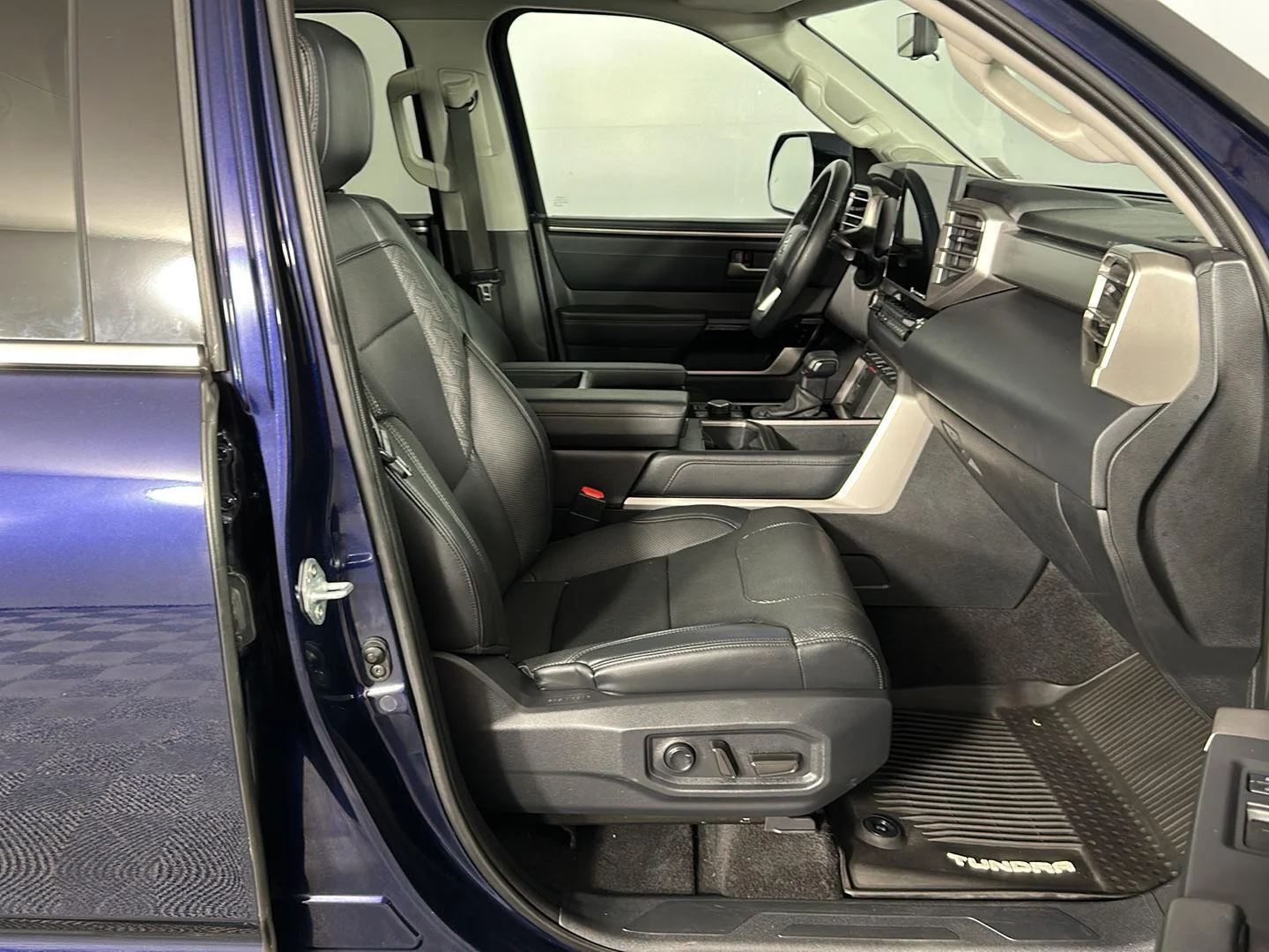 Used 2022 Blueprint Toyota Limited image 40