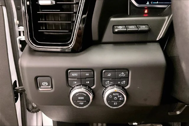 Used 2025 Summit White GMC AT4X image 40
