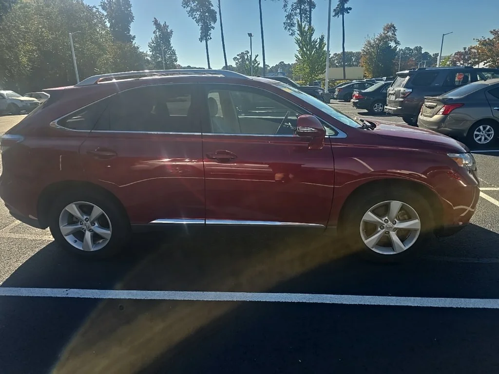 Used 2011 Red Lexus 350 image 4