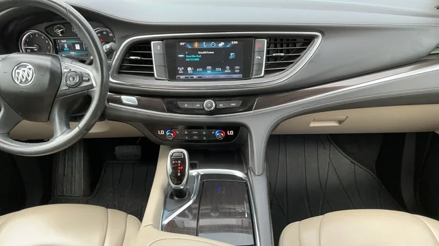 Used 2018 White Buick Essence image 17