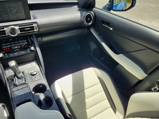 2021 Lexus IS 350 F SPORT - Photo 8