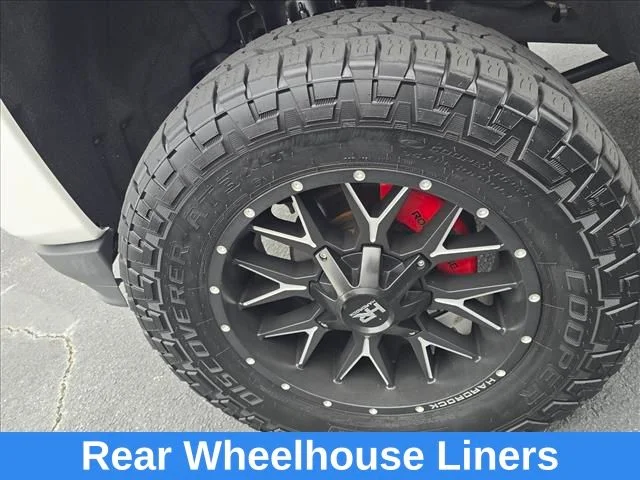 Used 2018 White Chevrolet LT image 25