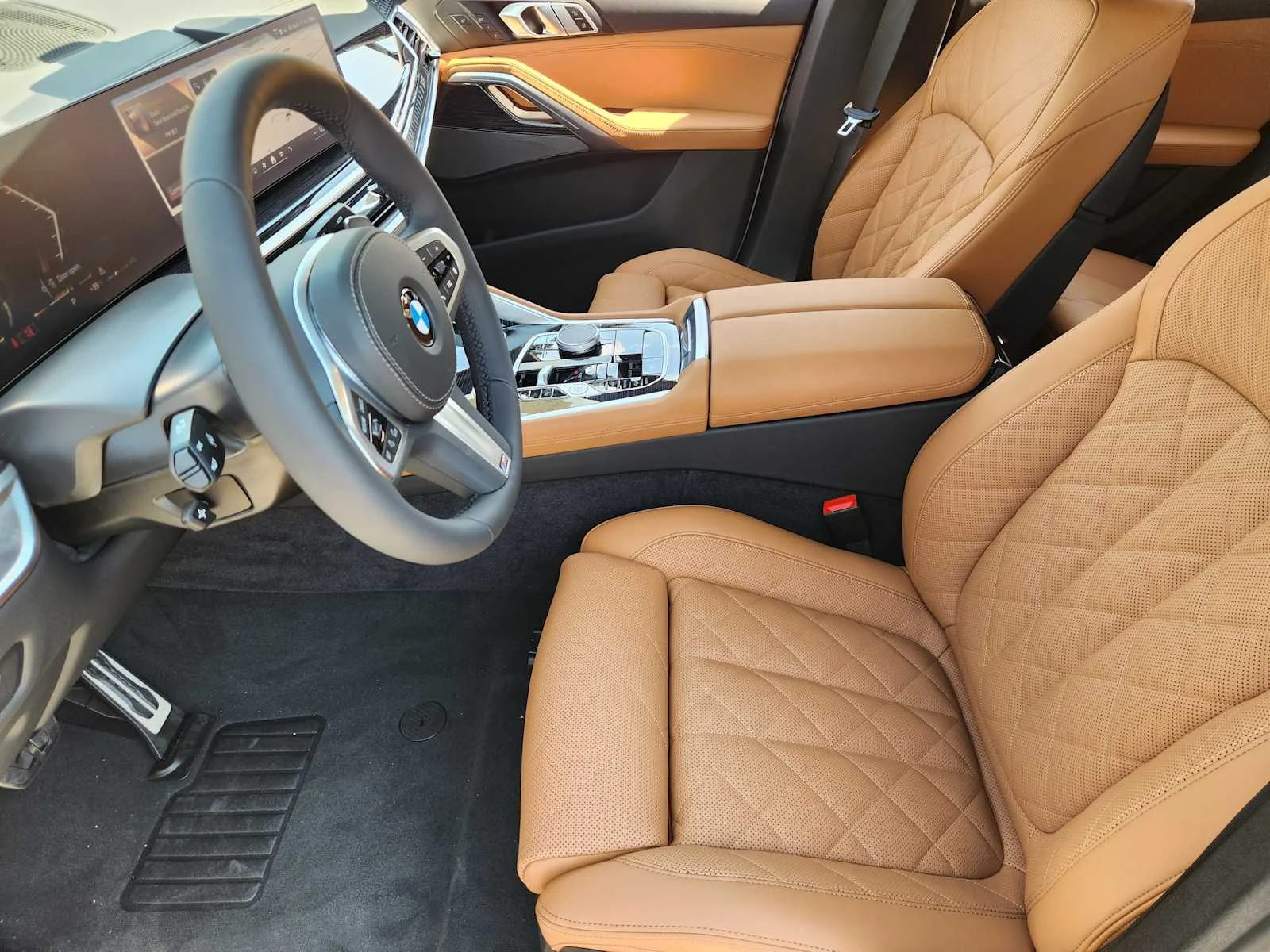 New 2027 Mineral White Metallic BMW xDrive40i image 4