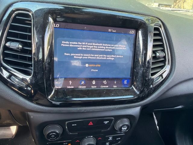 Used 2018 Blue Jeep Limited image 16