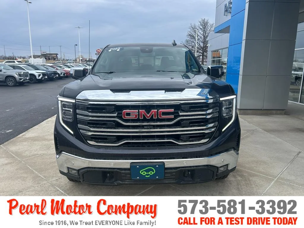 Certified Used 2023 Titanium Rush Metallic GMC SLT image 2