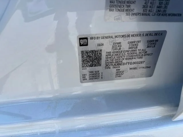 New 2026 Summit White GMC SLE image 33