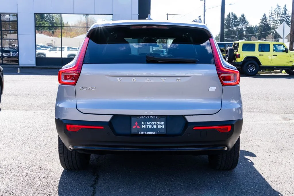 Used 2023 Gray Volvo Ultimate image 5