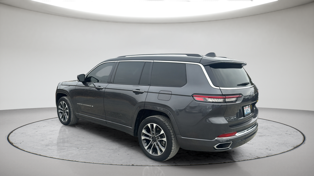 Used 2021 Gray Jeep Overland image 8