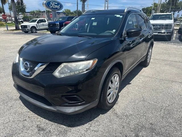Used 2016 Magnetic Black Nissan S image 2