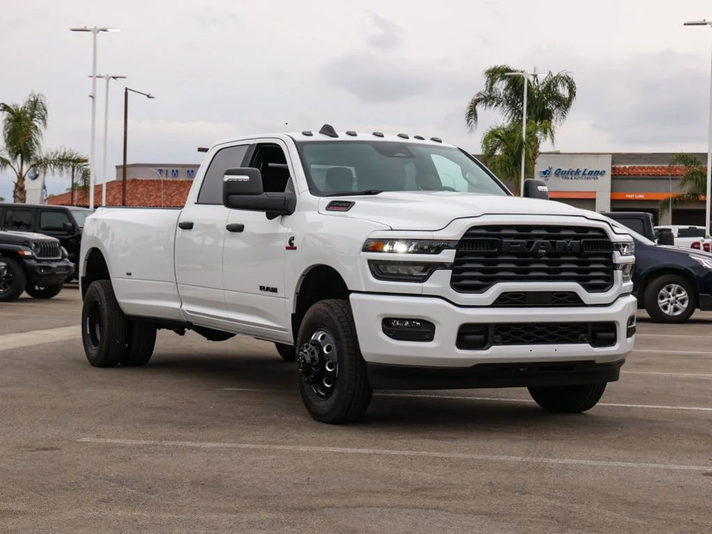 New 2026 Bright White Clear-Coat Exterior Paint RAM Big Horn Night Edition image 1