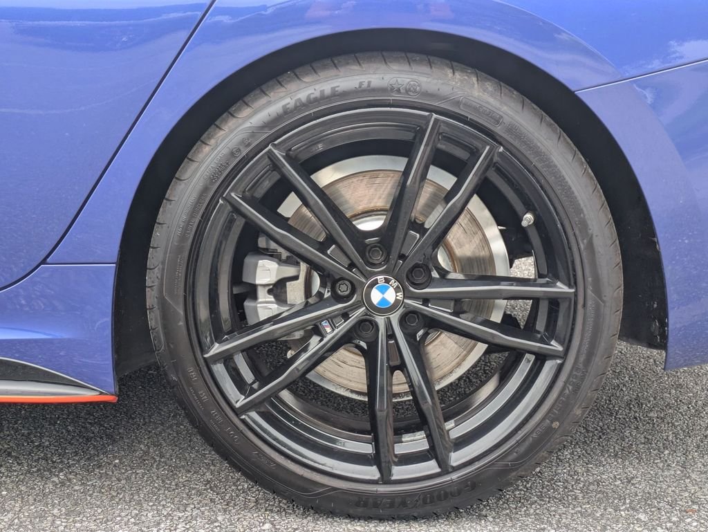 Used 2022 Blue BMW 330i image 9