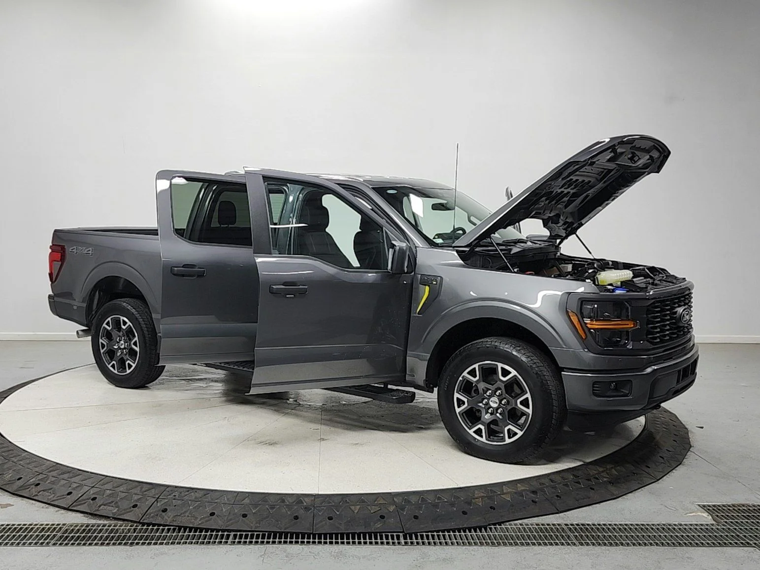 Used 2024 Carbonized Gray Metallic Ford STX image 9