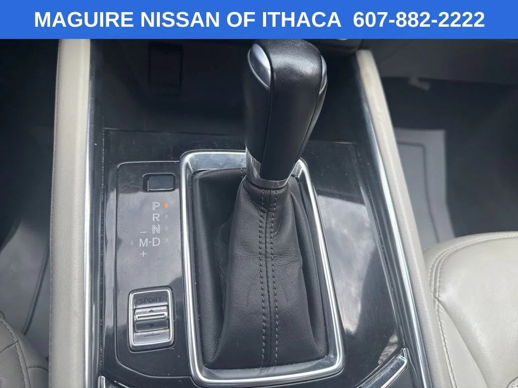 Used 2017 Gray Mazda Grand Touring image 25