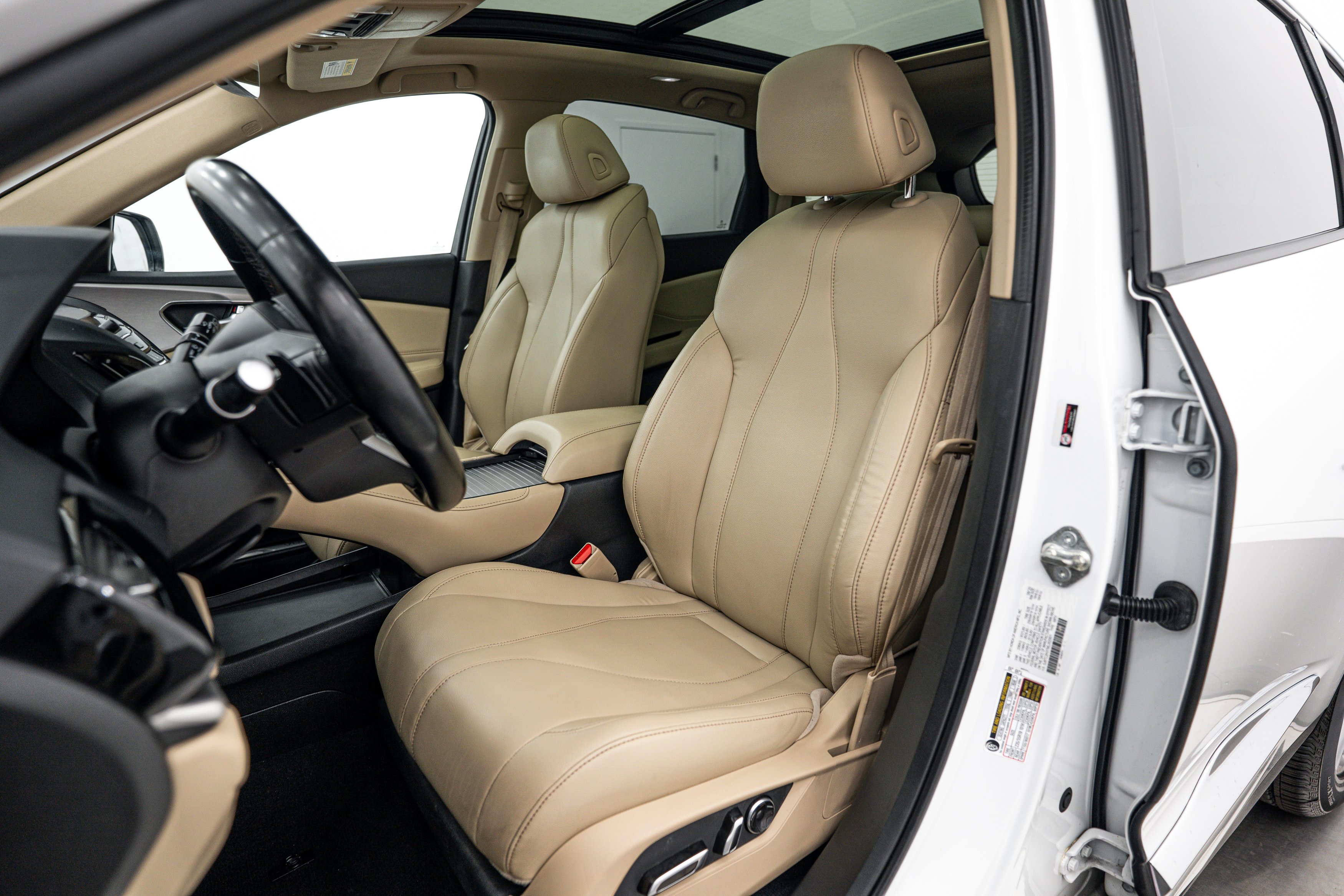 Used 2021 Platinum White Pearl Acura  image 14