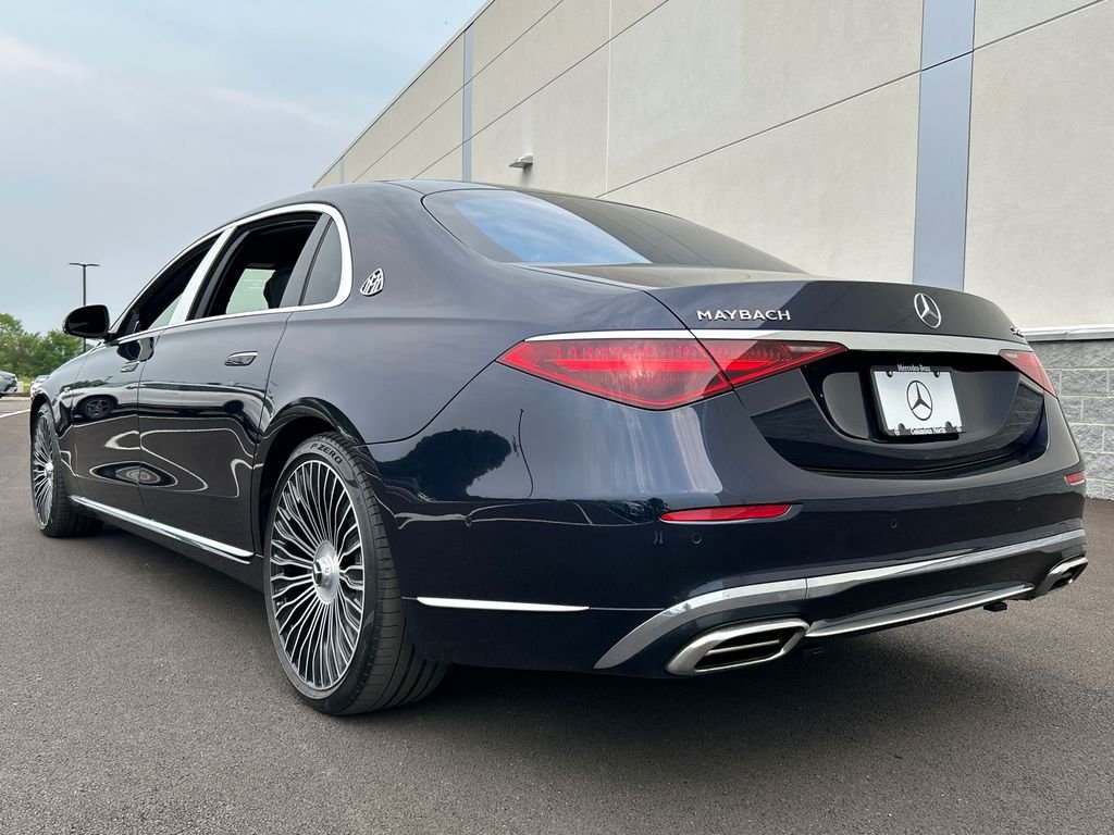 Certified Used 2024  Mercedes-Benz Maybach S 680 image 6