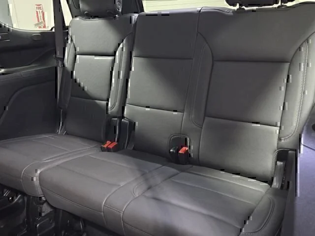 Used 2025 Black Chevrolet Z71 image 9