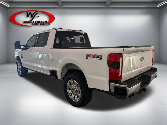 New 2027 Oxford White Ford F-250® Lariat® image 23