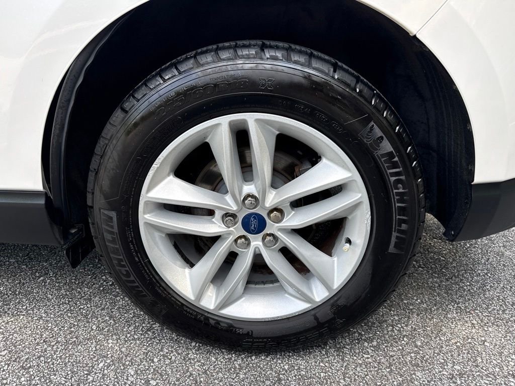 Used 2018 White Ford SEL image 20