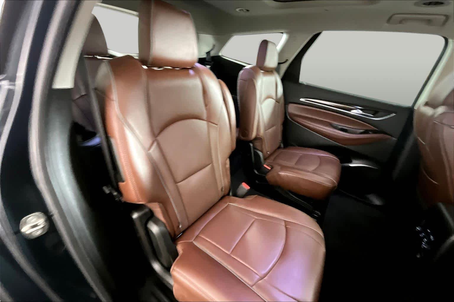 Used 2018 Includes Pitch Dark Night lower exterior accent color. Buick Avenir image 19