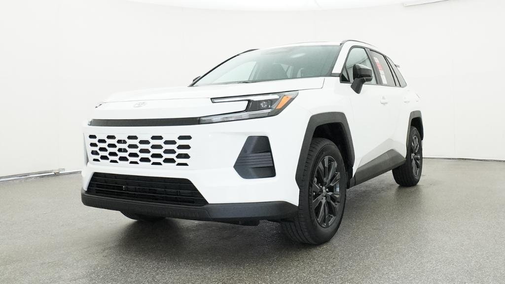 New 2026 Ice Cap Toyota XLE Premium image 3
