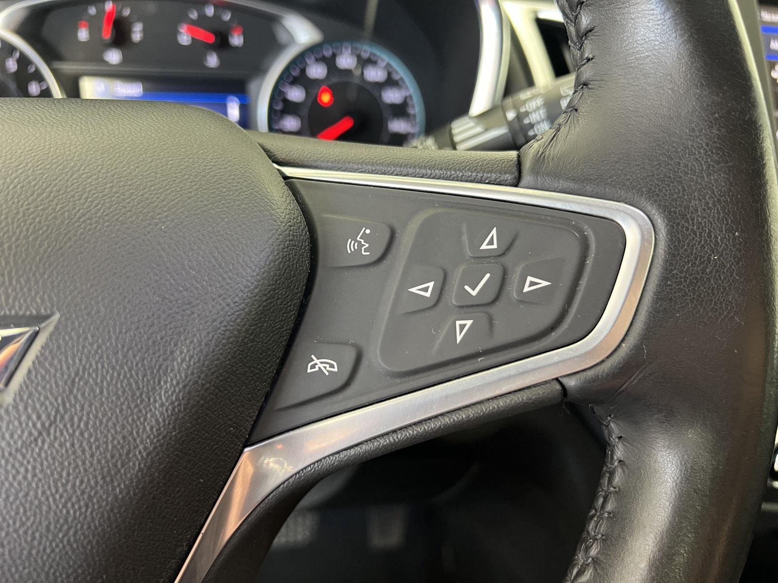 Used 2022 Silver Ice Metallic Chevrolet LT image 11