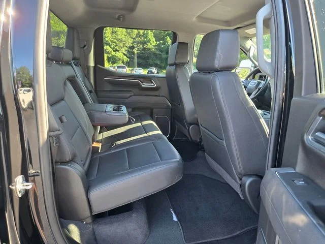 Used 2025 Black GMC SLT image 21