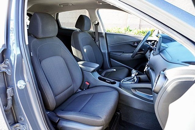 Used 2023 Gray Hyundai SEL image 11