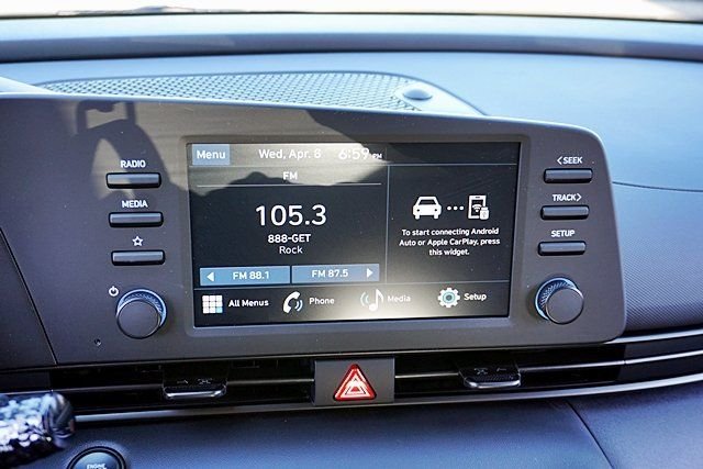 Used 2026 White Hyundai SEL Sport image 22