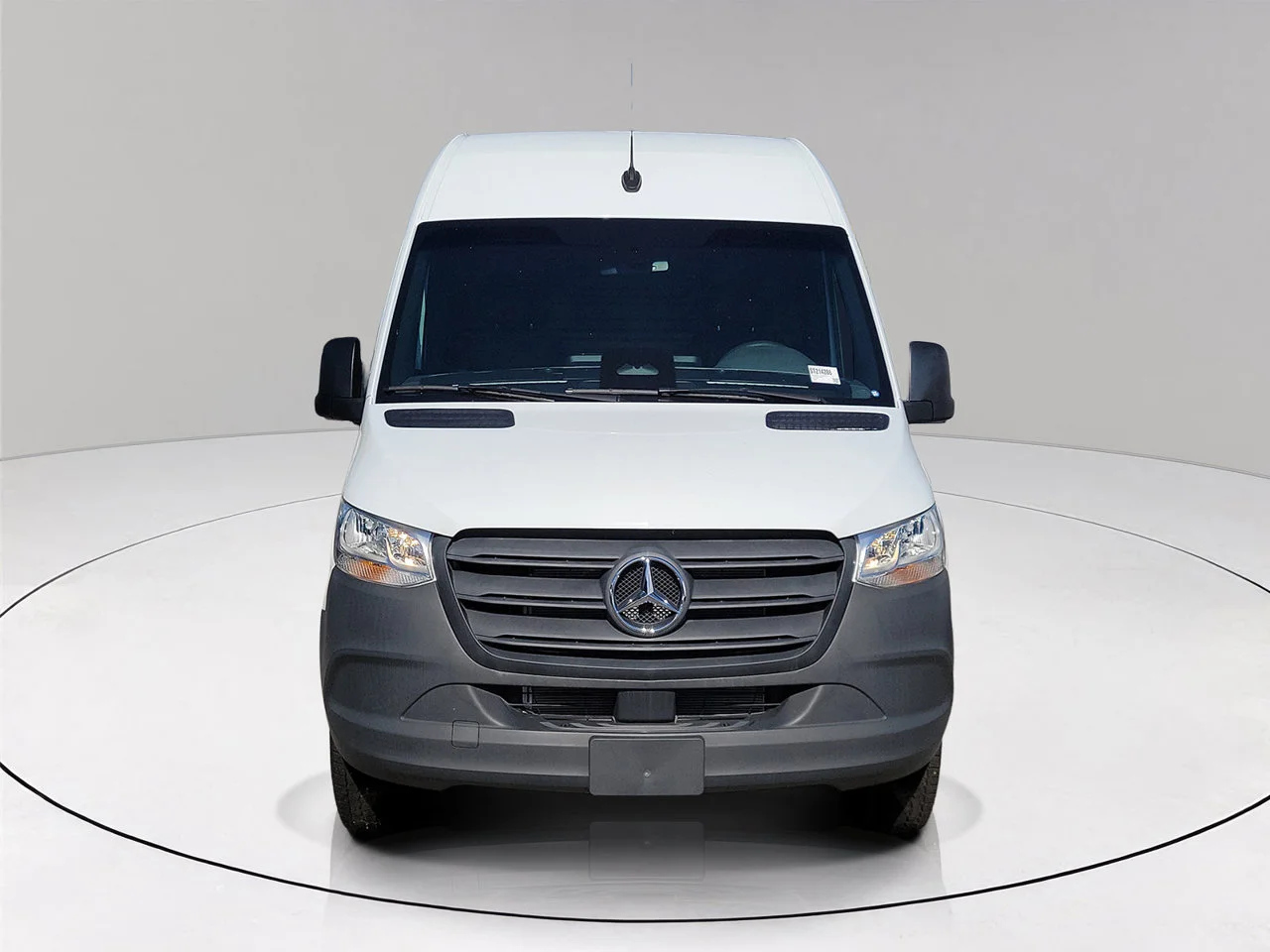 New 2025 Arctic+White Mercedes-Benz Cargo 144 WB image 2