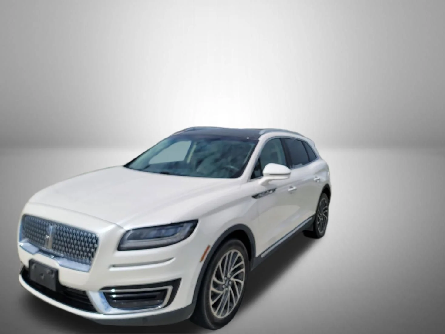 Certified Used 2019 White Lincoln Reserve image 1