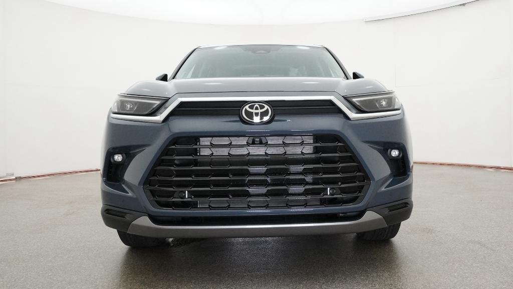 New 2026 Storm Cloud Toyota Platinum image 5