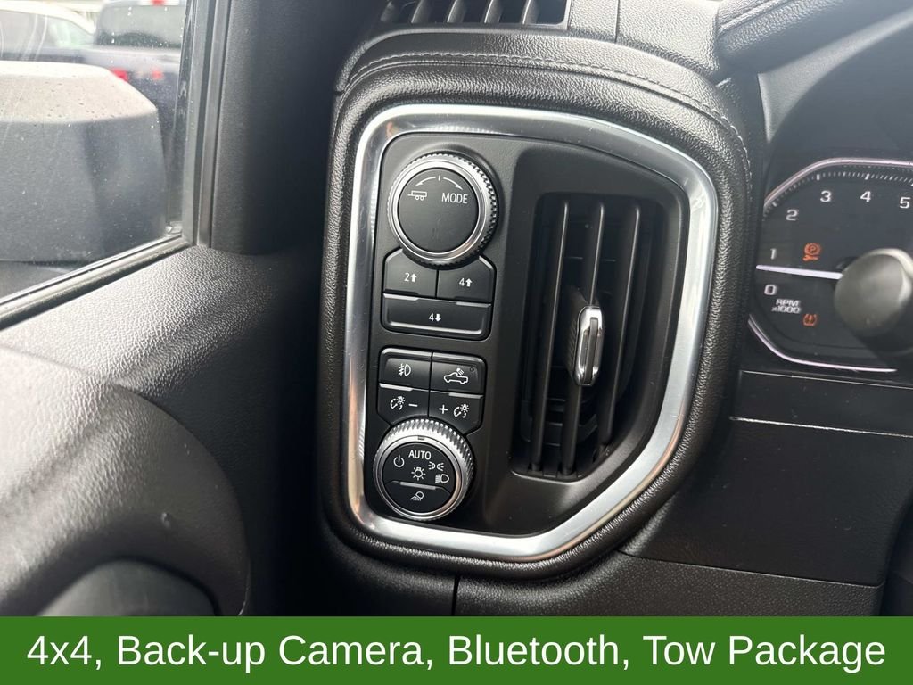 Used 2020 Blue GMC SLE image 31